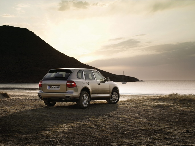 Porsche World 2013 (435 wallpapers)